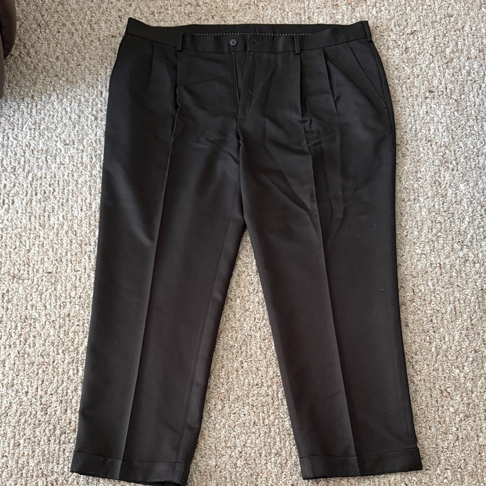 Van Heusen Men's Black Dress Pants